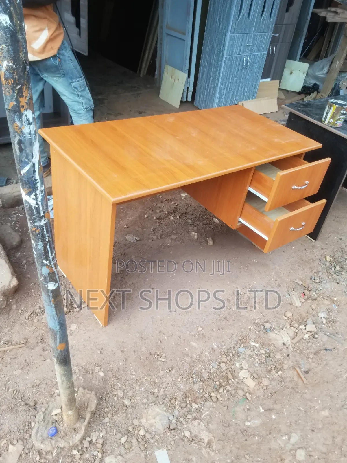 Office Table/Office Table/Officetable/Officetable/Offices Tables/T107a