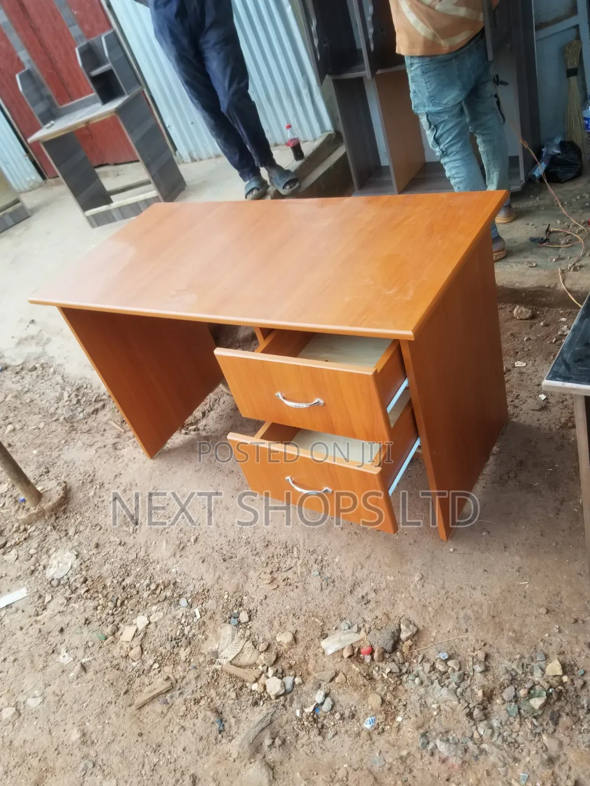 Office Table/Office Table/Officetable/Officetable/Offices Tables/T107a