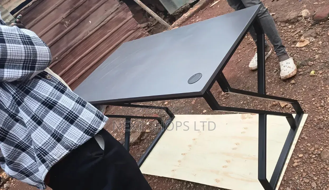 Office Table/Office Table/Officetable/Officetable/Offices Tables/T110a