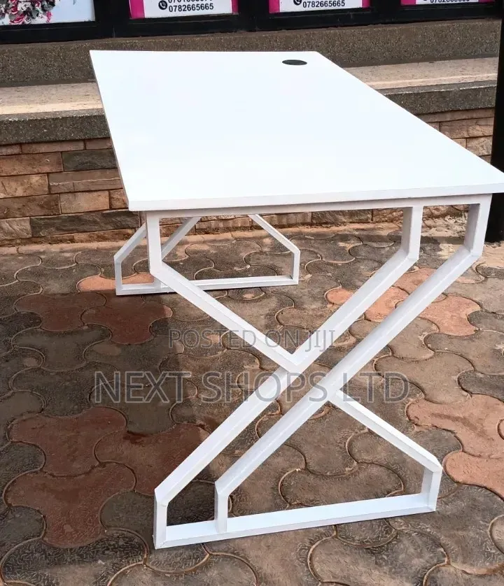 Office Table/Office Table/Officetable/Officetable/Offices Tables/T114a