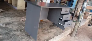 Office Table/Office Table/Officetable/Officetable/Offices Tables/T115a