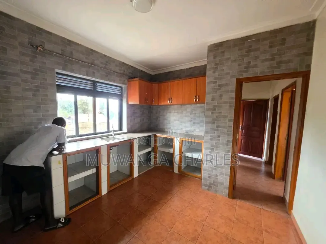 2bdrm Apartment in Fs Properties Ltd, Division A for rent