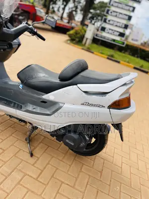 Yamaha Majesty 2008 Silver