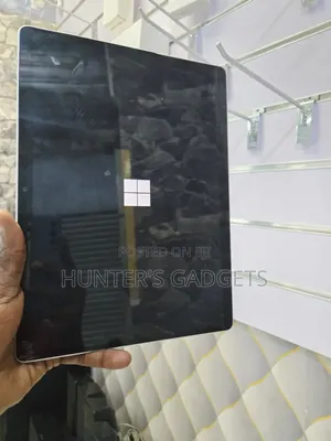 Laptop Microsoft Surface Pro 8 8GB Intel Core i5 SSHD (Hybrid) 256GB
