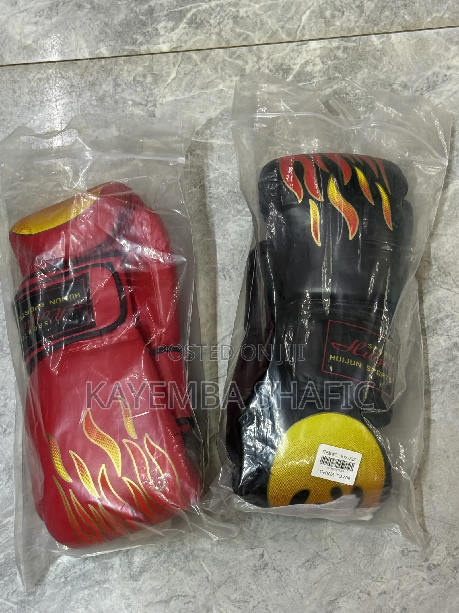 Red Huijun Sports Boxing Gloves for Training Sparring