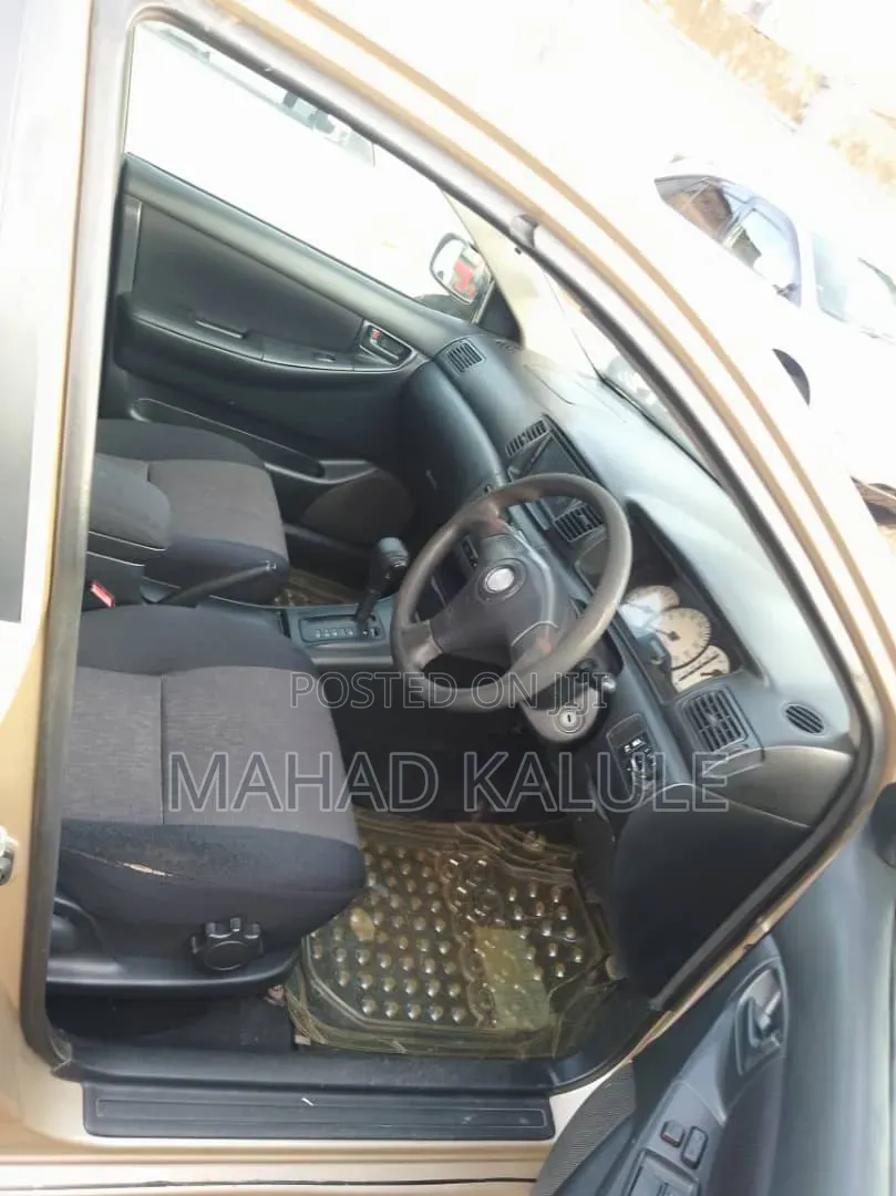 Toyota Allex 2006 Gold