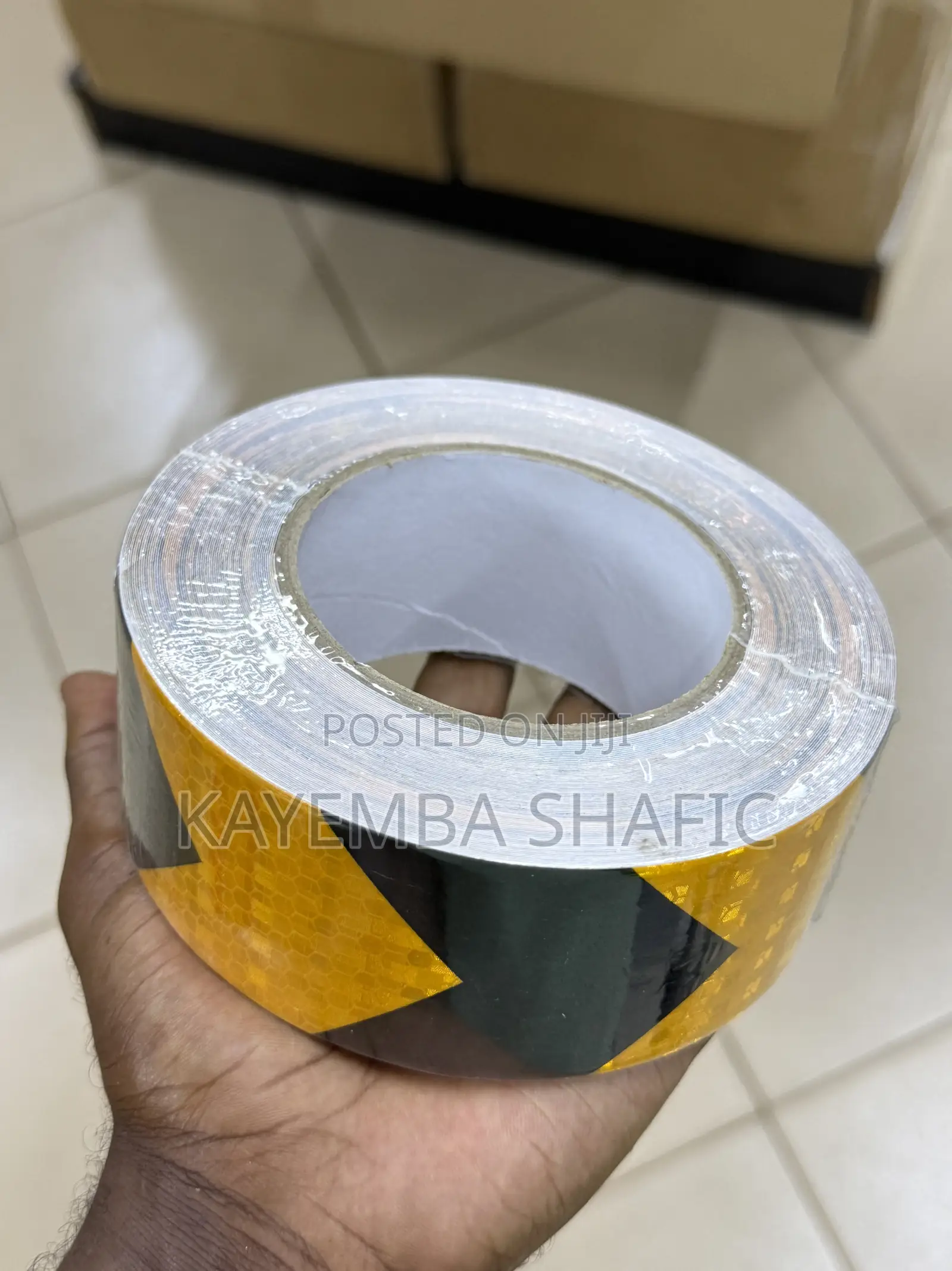 Reflective Hazard Safety Warning Tape - Yellow & Black Arrow Pattern