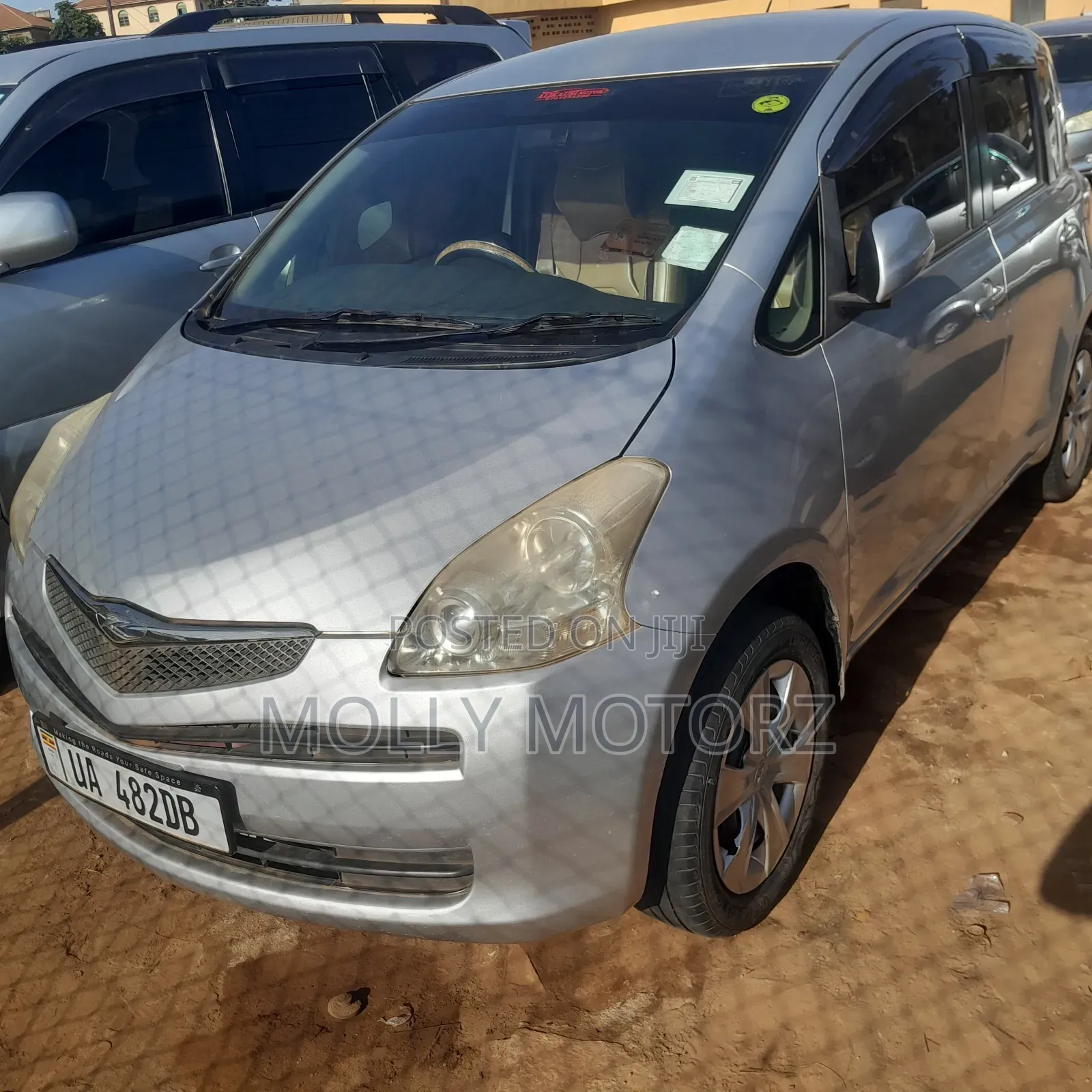 Toyota Ractis 2006 Silver