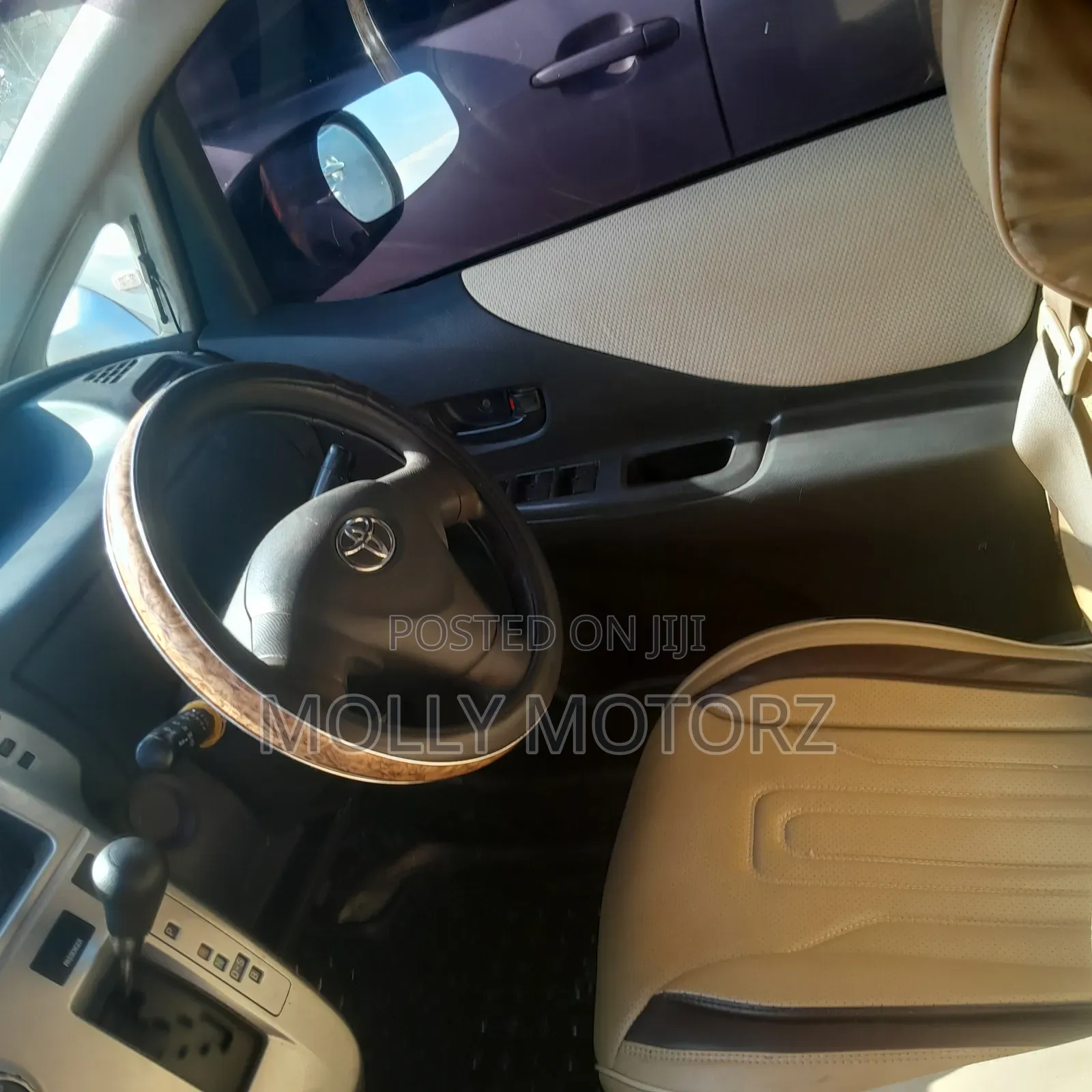 Toyota Ractis 2006 Silver