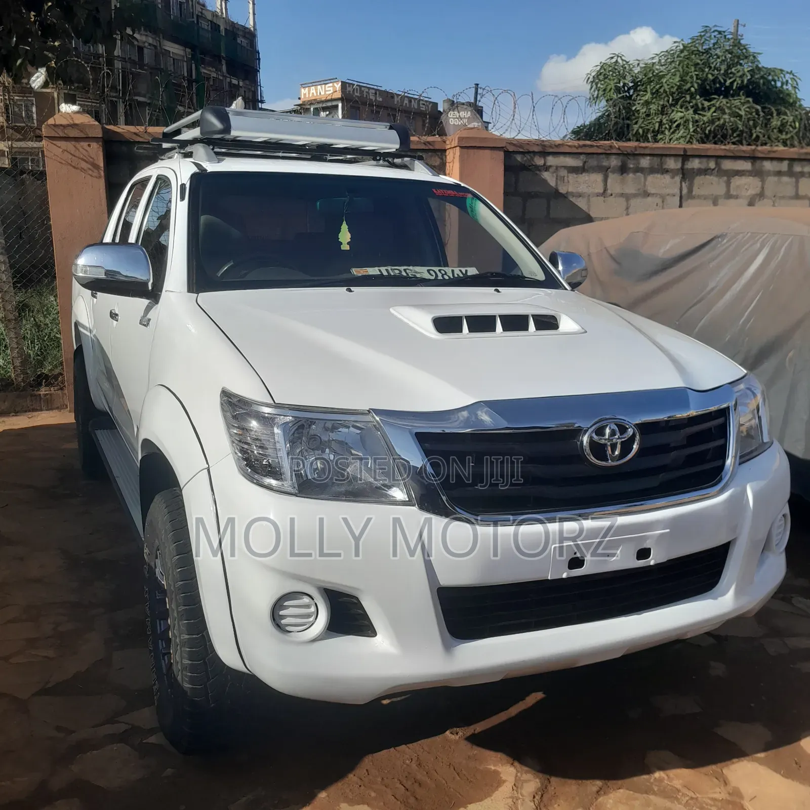 Toyota Hilux 2.5 Cab 2005 White