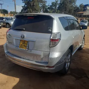 Toyota Vanguard 2005 Silver