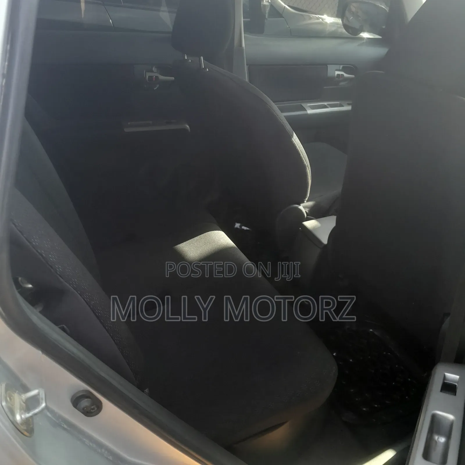 Toyota Rumion 1.5 FWD 2022 Silver