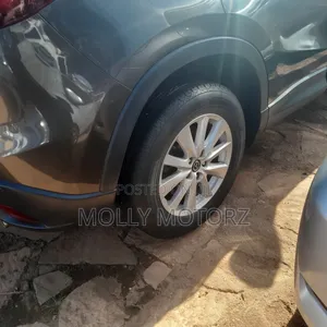 Mazda CX-5 2022 Black
