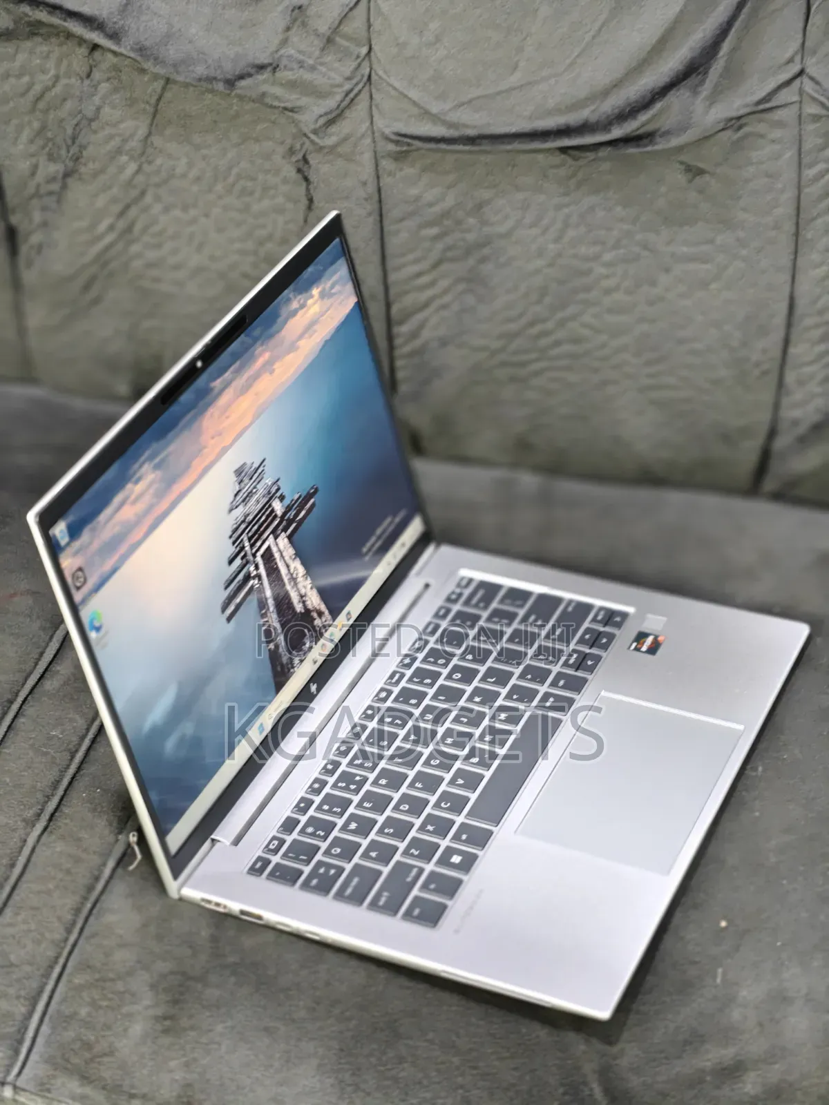 New Laptop HP EliteBook 845 G10 16GB AMD Ryzen 5 SSD 512GB
