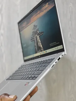New Laptop HP EliteBook 845 G10 16GB AMD Ryzen 5 SSD 512GB