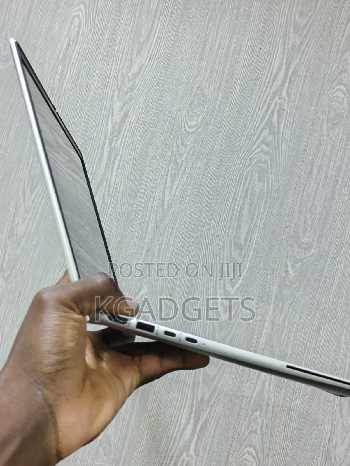 New Laptop HP EliteBook 845 G10 16GB AMD Ryzen 5 SSD 512GB