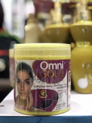 Omni Gold Extra Brightening Anti-marks Scrub