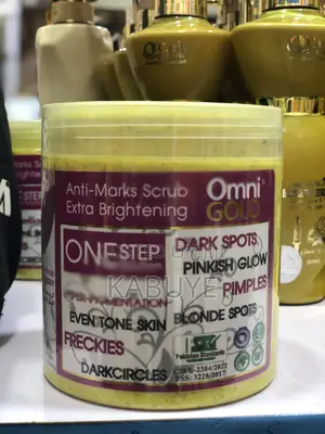 Omni Gold Extra Brightening Anti-marks Scrub