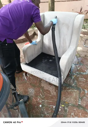 Sofa Sets Cleaning