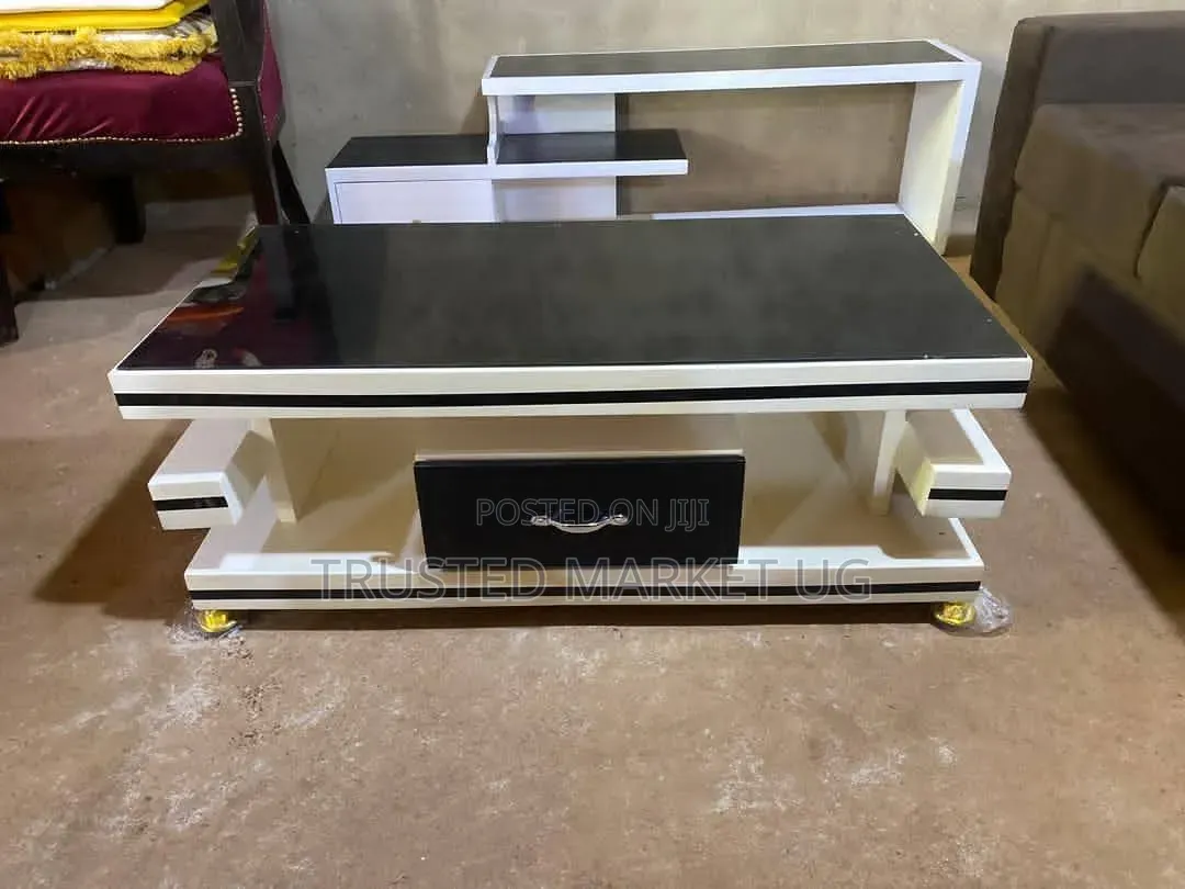 Centre Tables/Classic Center Table/Center Tables/Coffee Table/Table331