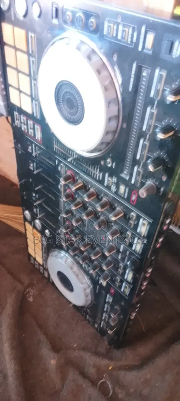 Pioneer Xs