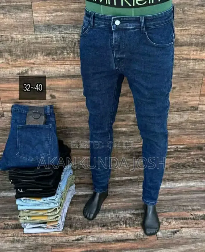 Cropped Denims