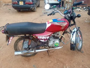 Bajaj Boxer 2023 Red