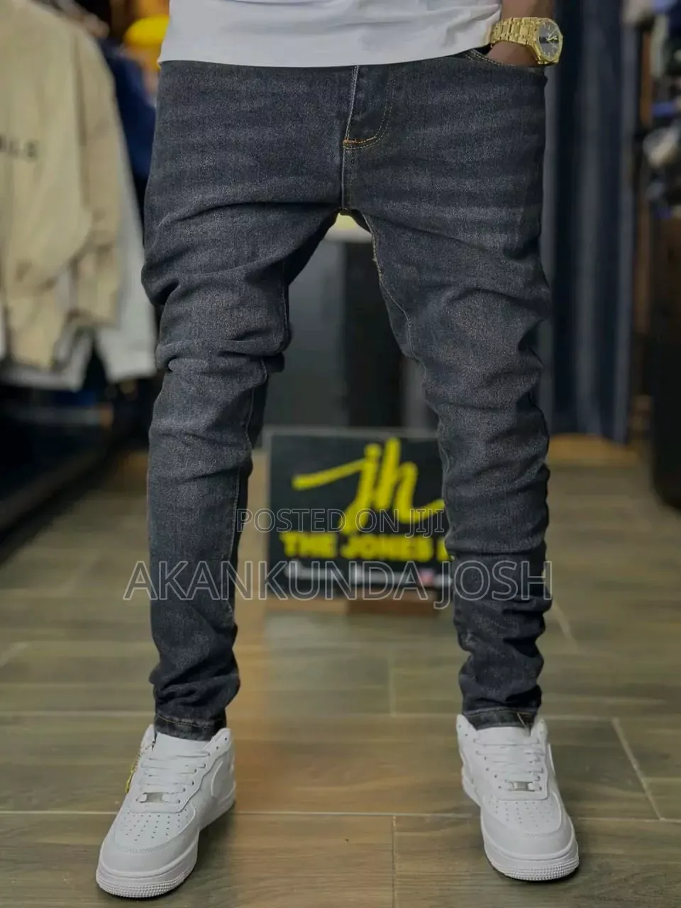 Tapered Jeans