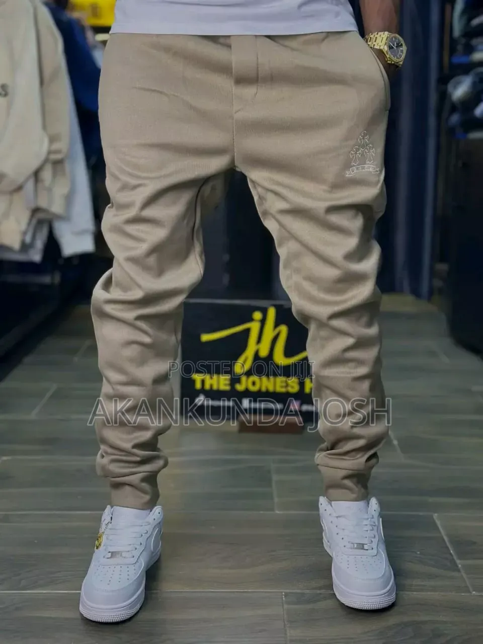 Tapered Jeans