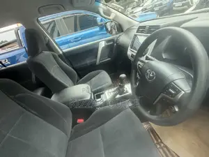 Toyota Land Cruiser Prado 2018 White