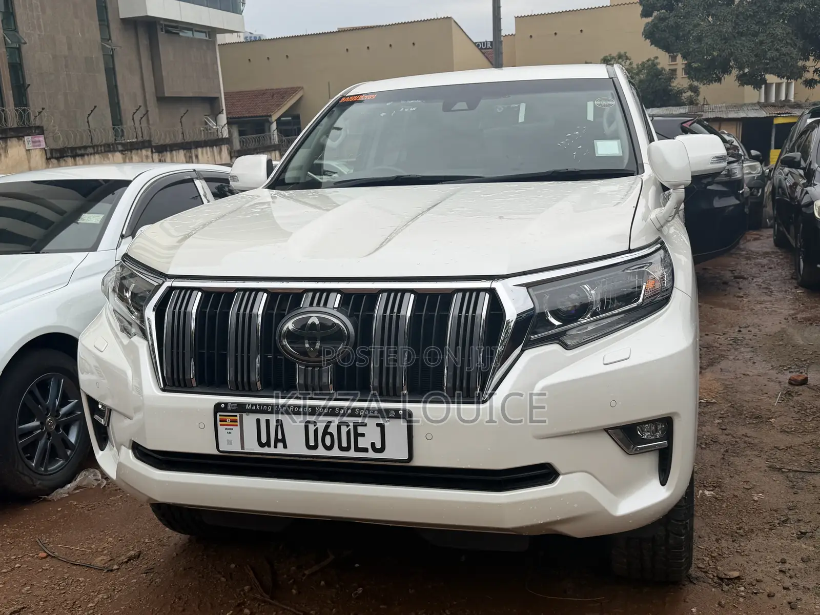 Toyota Land Cruiser Prado 2018 White