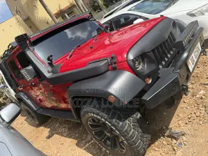 Jeep Wrangler 2012 Red