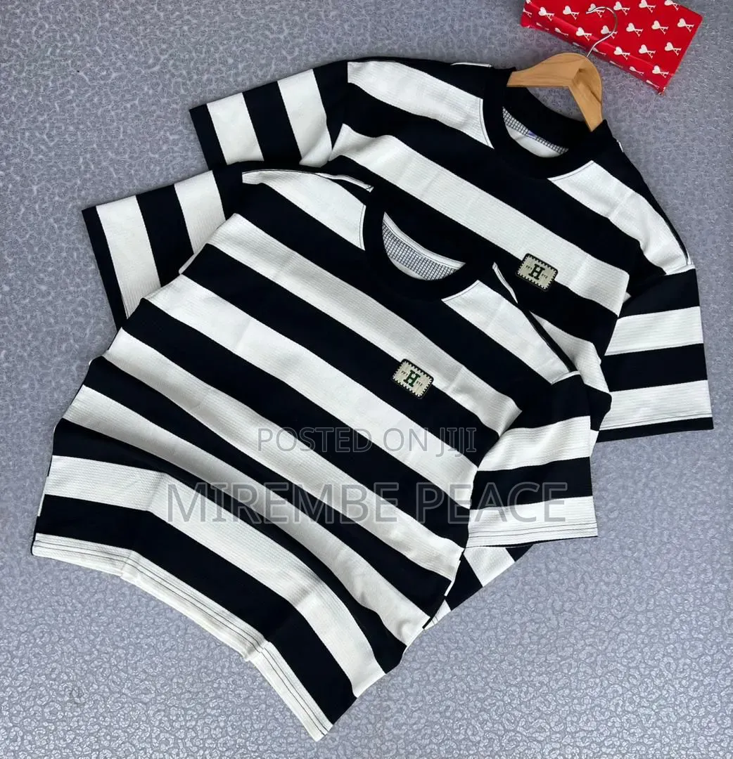 Round Neck Strips T-Shirts