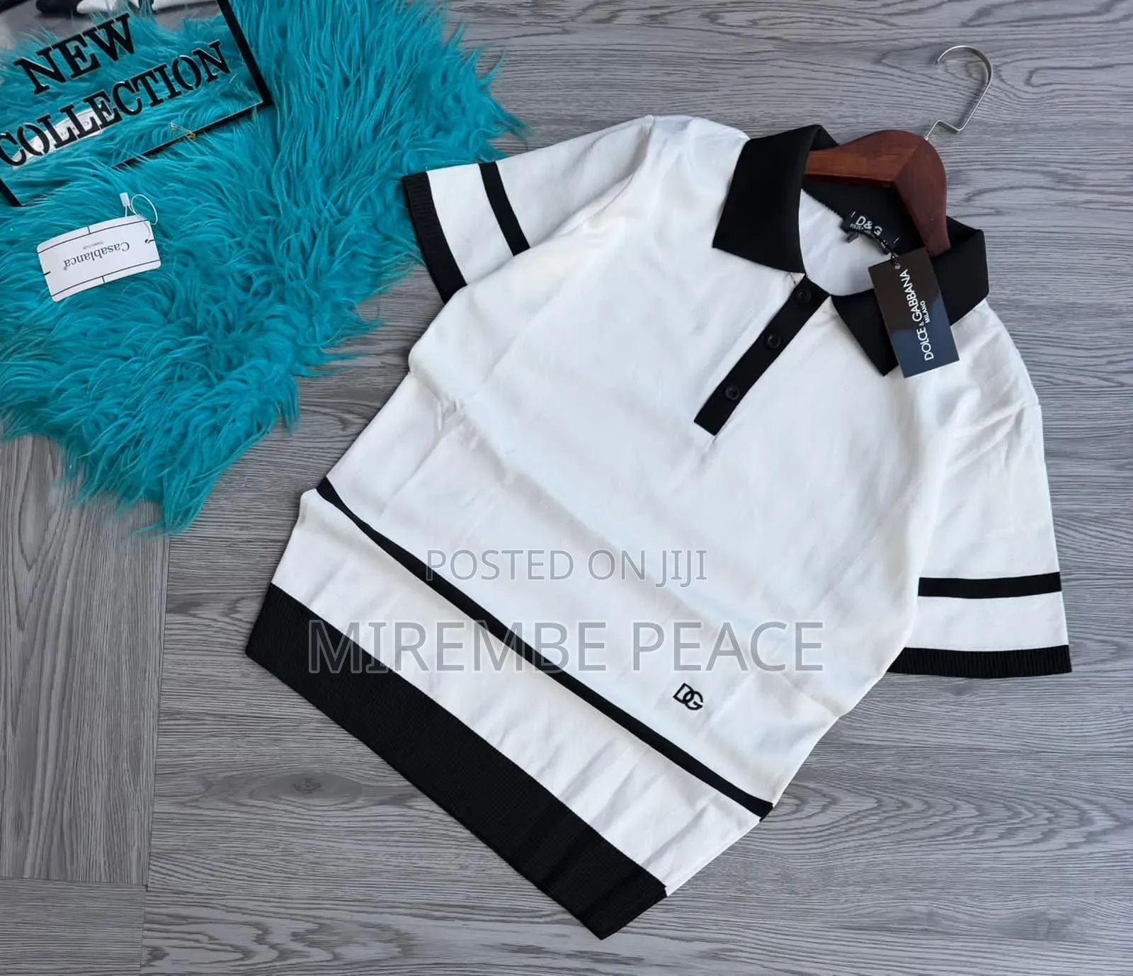 Body Fitting Knitted T-Shirts