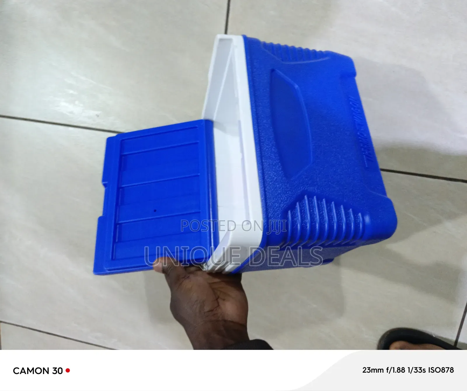 Mini Ice Cooler Chiller Box