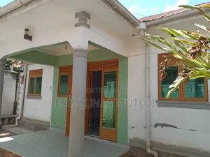 Furnished 3bdrm House in Residential House, Wakiso / Wakiso for sale