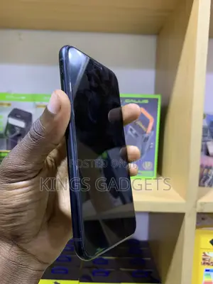 Apple iPhone XR 64 GB Black