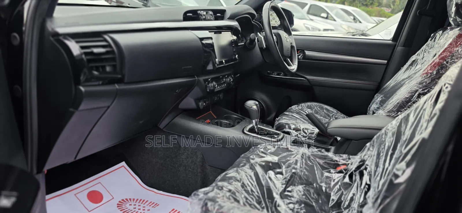 Toyota Hilux 2022 Black