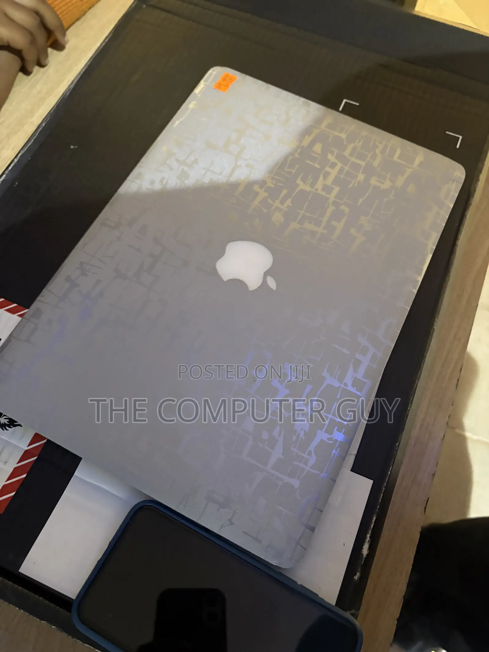 New Laptop Apple MacBook Air 4GB Intel Core i5 SSHD (Hybrid) 160GB