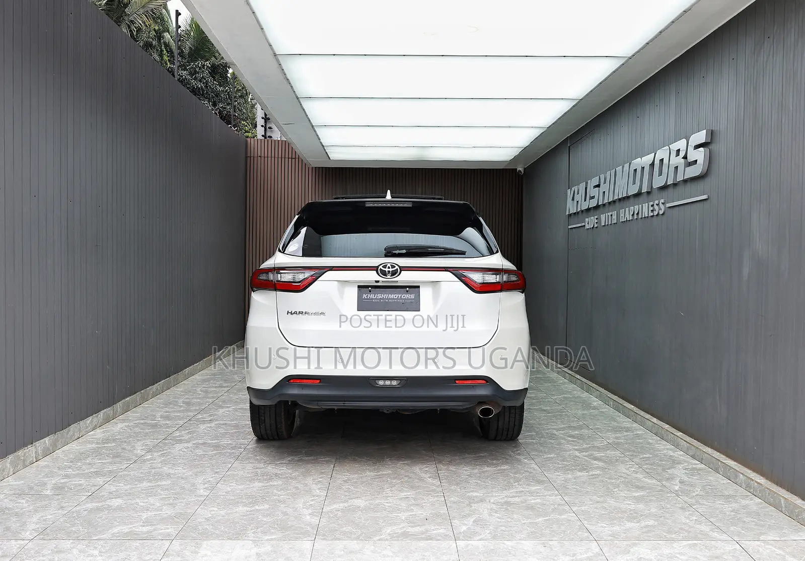 Toyota Harrier 2.0 2017 White