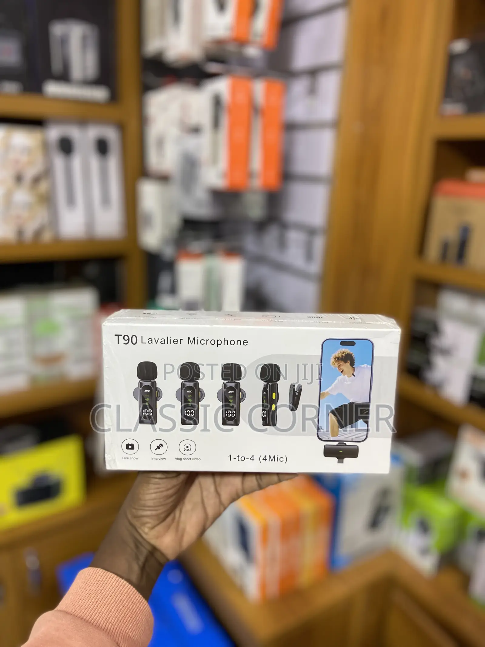T90 Lavalier Wireless Microphone 1-to-4(4mics)