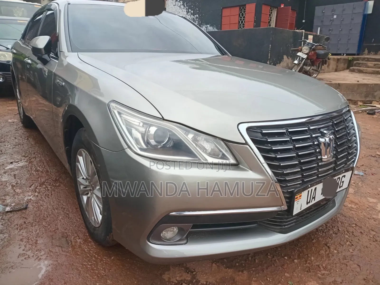 Toyota Crown 2013 Silver