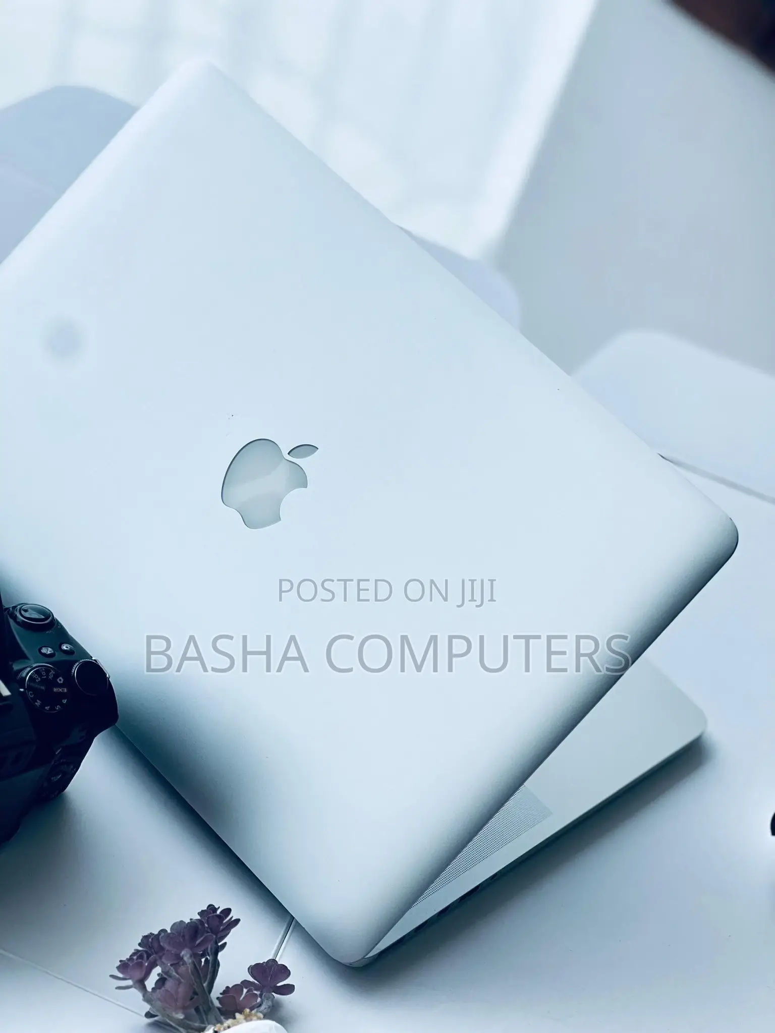 New Laptop Apple MacBook Pro 16GB Intel Core i7 SSD 512GB