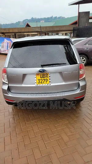 Subaru Forester 2.5XT Premium 2012 Silver