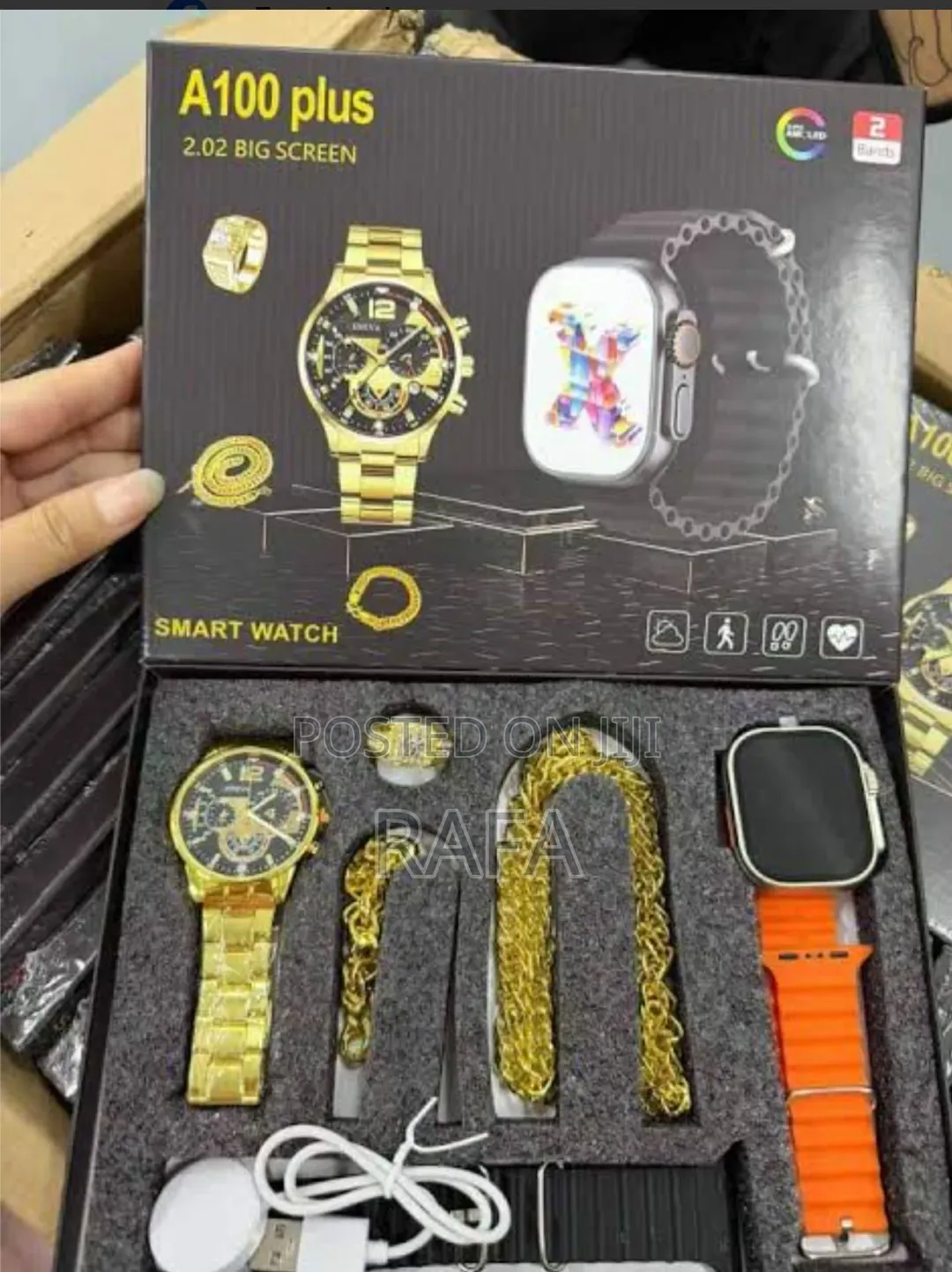 Men's Smart Watch With Two Watches in the Box
