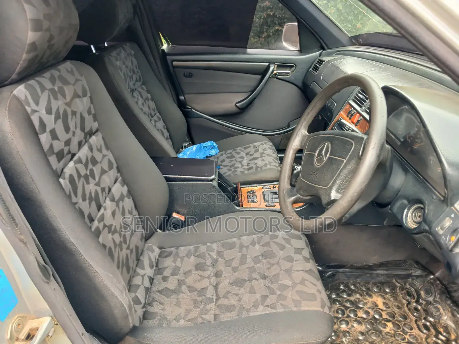 Mercedes-Benz C200 2002 Silver