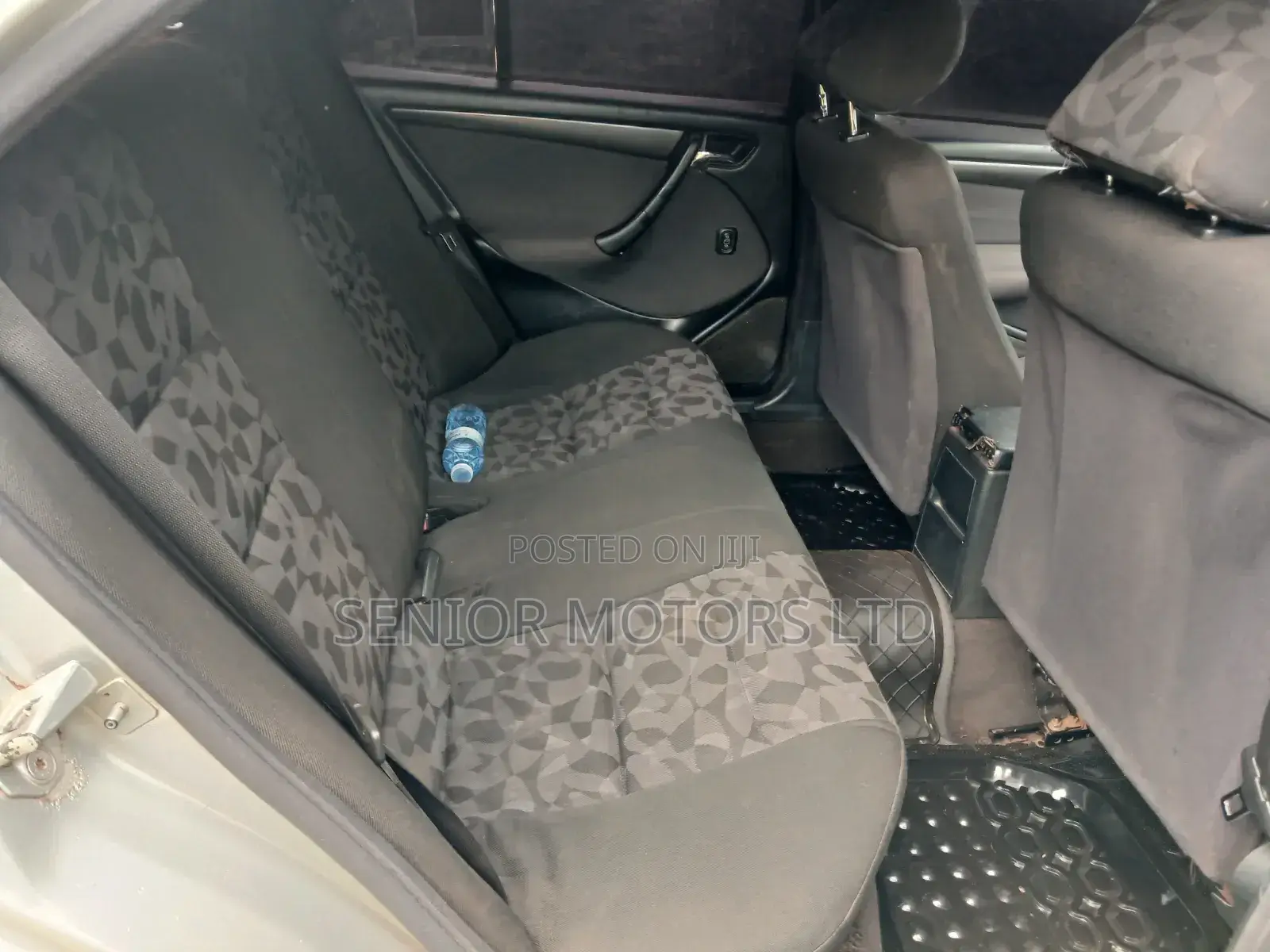 Mercedes-Benz C200 2002 Silver