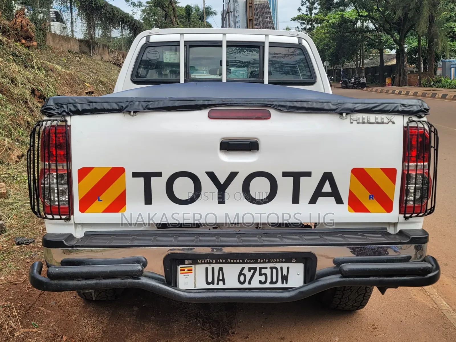 Toyota Hilux 2.5 D-4D 2008 White