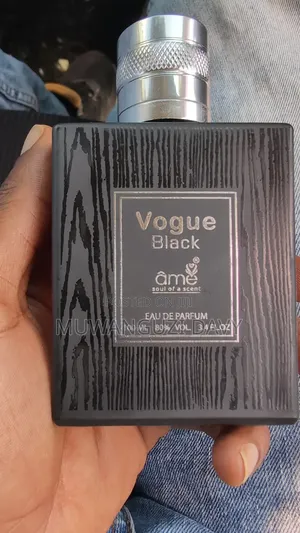 Vogue Black
