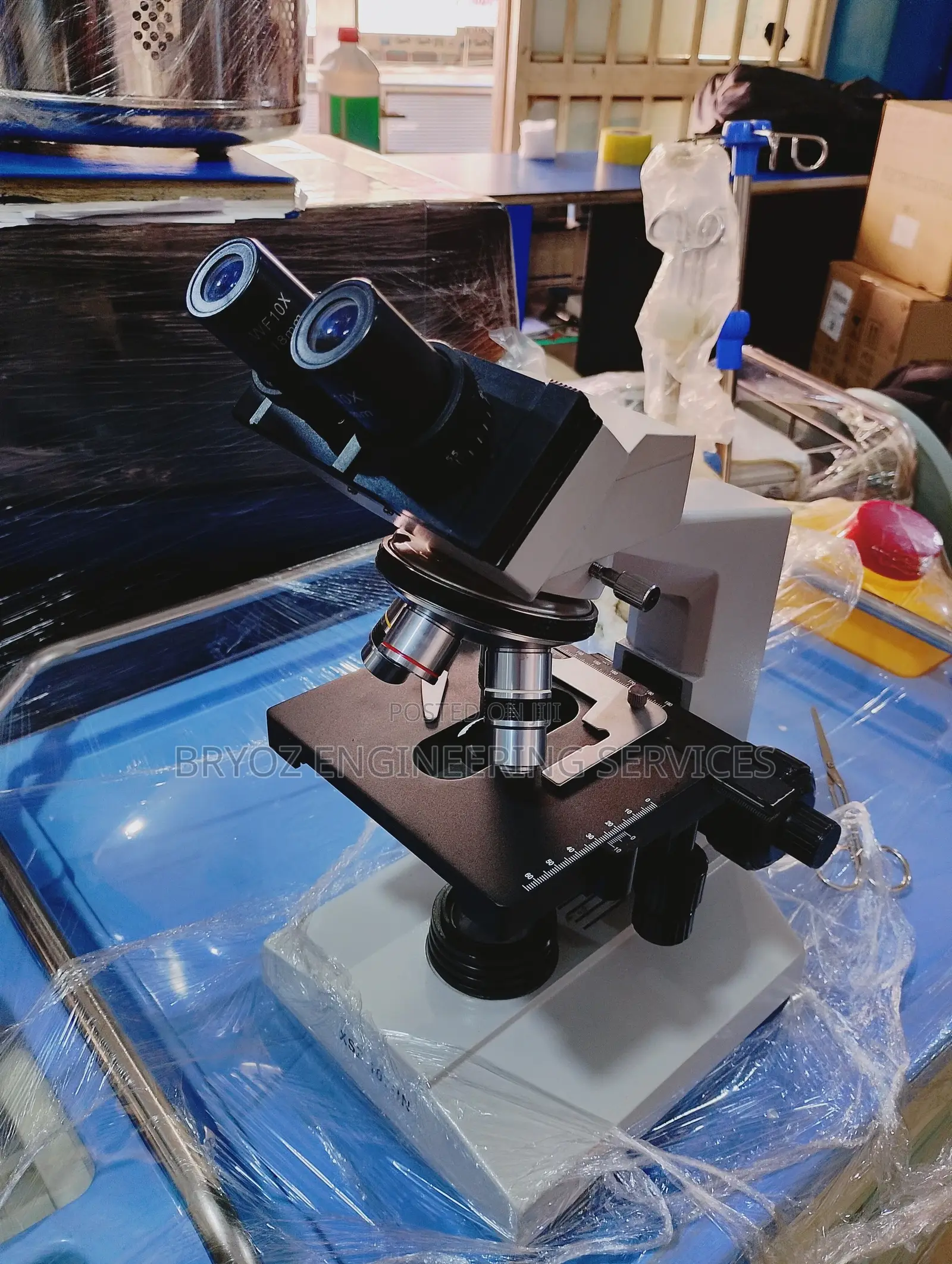 XSZ Microscope